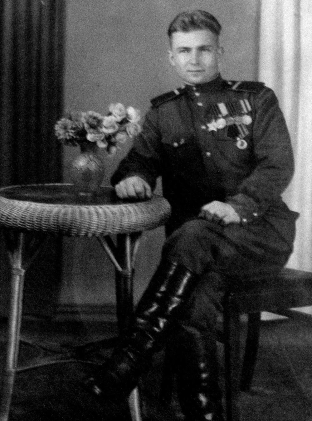 Красноженов Петр Васильевич
